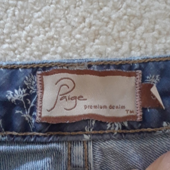 Shorts - Picture 3 of 3